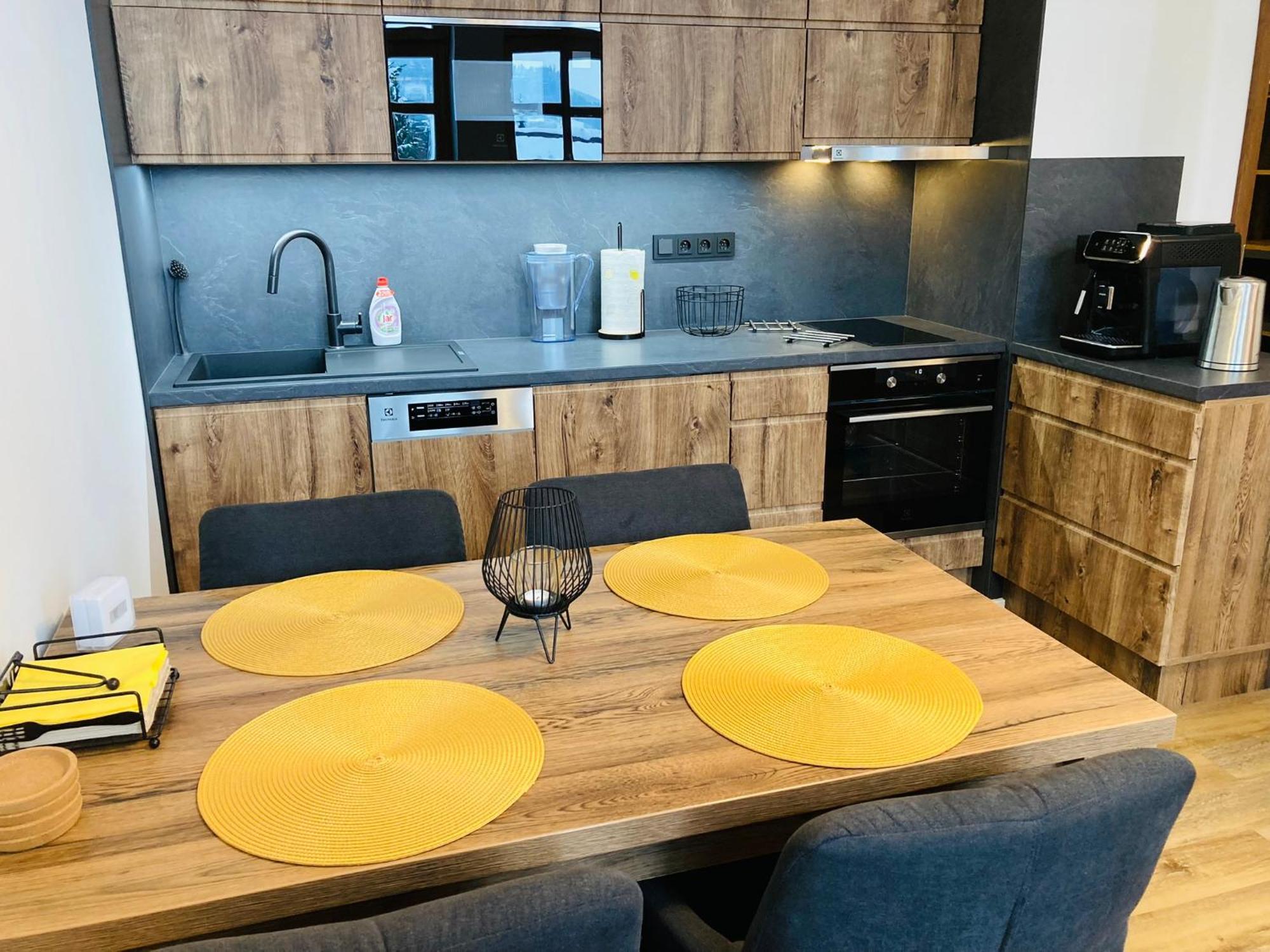 Residence Lysa Hora Рокитнице над Ийзероу Екстериор снимка